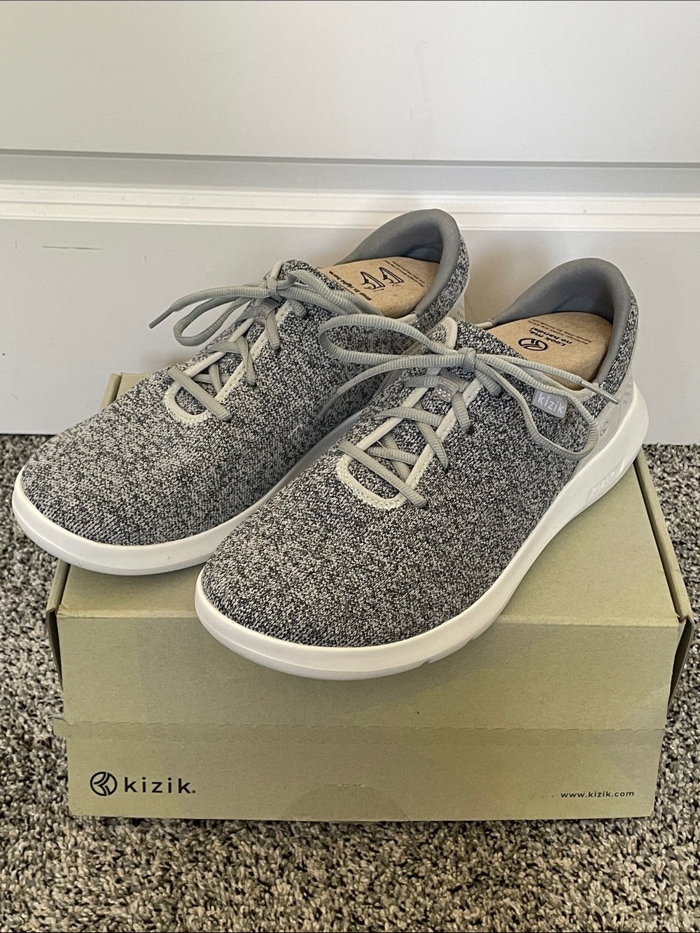 Kizik Madrid Heathered Gray Sneakers M 9.5, W 11